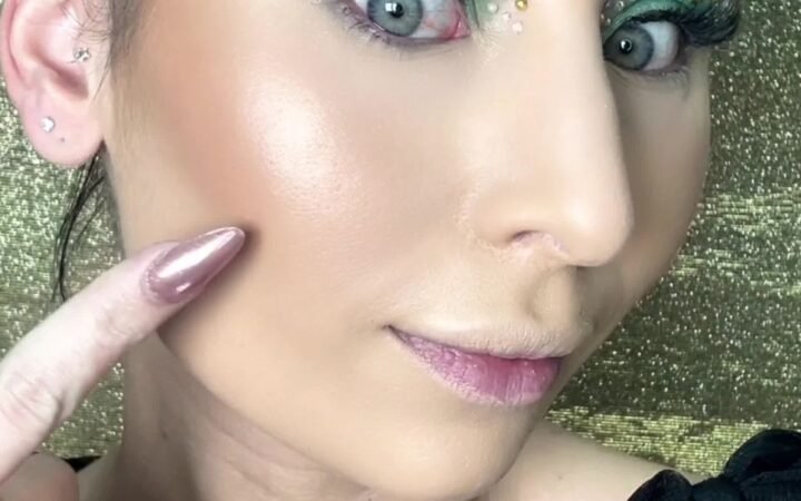 Lets Do a Christmas look Together with Mooiste Meisie 🎄✨