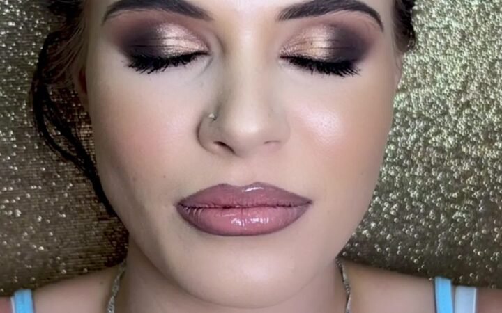 Free Mini Makeovers – Book Now!