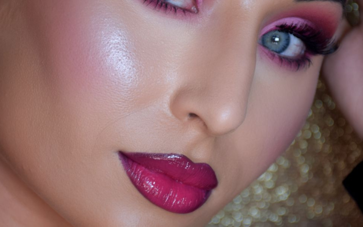 Valentine’s 🌹 makeup kits from just R699 now available 💋